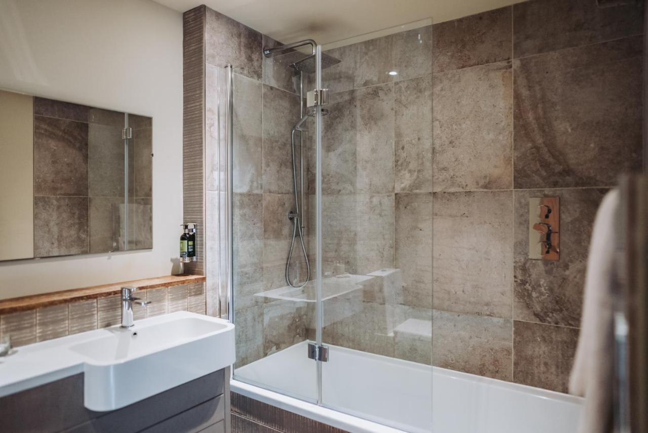 The Assheton Arms Otel Clitheroe Dış mekan fotoğraf