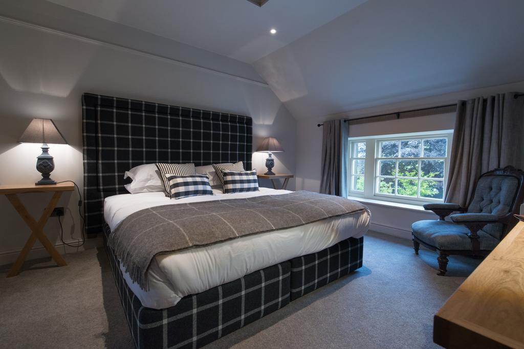 The Assheton Arms Otel Clitheroe Dış mekan fotoğraf