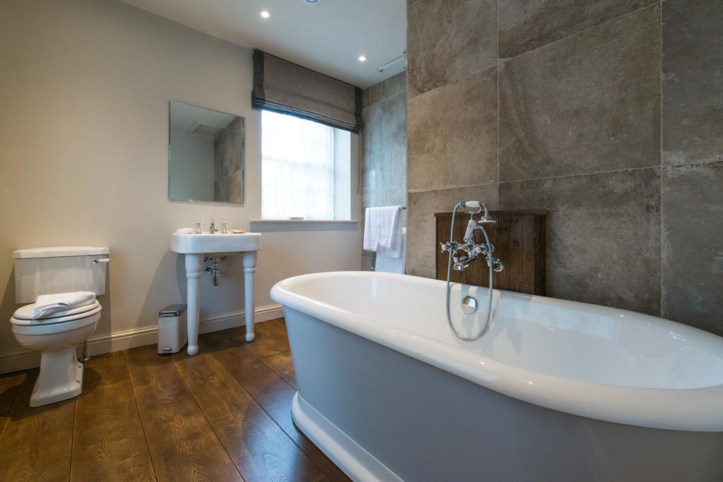 The Assheton Arms Otel Clitheroe Dış mekan fotoğraf
